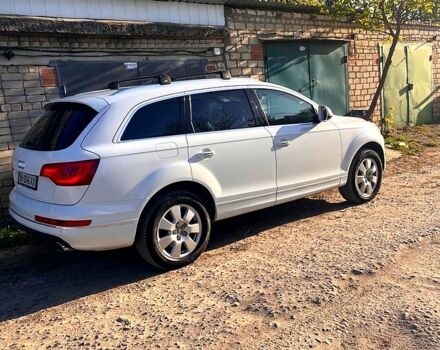 Белый Ауди Ку 7, объемом двигателя 3 л и пробегом 275 тыс. км за 20000 $, фото 1 на Automoto.ua