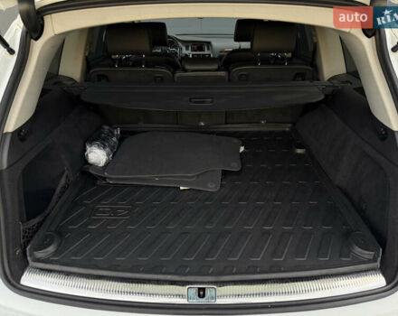 Білий Ауді Ку 7, об'ємом двигуна 2.97 л та пробігом 250 тис. км за 21500 $, фото 28 на Automoto.ua