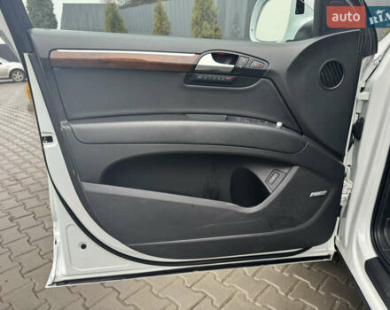 Белый Ауди Ку 7, объемом двигателя 2.99 л и пробегом 299 тыс. км за 18950 $, фото 15 на Automoto.ua