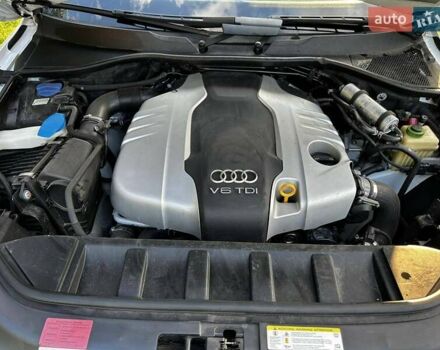 Белый Ауди Ку 7, объемом двигателя 2.97 л и пробегом 330 тыс. км за 17200 $, фото 32 на Automoto.ua