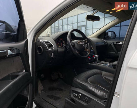 Білий Ауді Ку 7, об'ємом двигуна 2.97 л та пробігом 196 тис. км за 16900 $, фото 10 на Automoto.ua