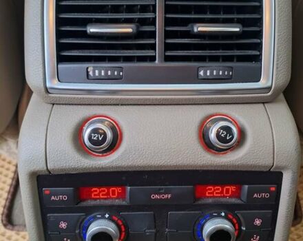 Білий Ауді Ку 7, об'ємом двигуна 3 л та пробігом 228 тис. км за 17000 $, фото 17 на Automoto.ua