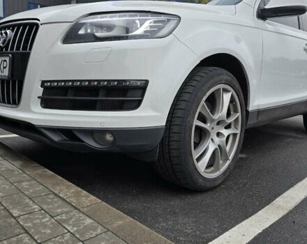 Ауди Ку 7 2013 в Киеве на Automoto.ua Белый Ауди Ку 7, объемом двигателя 2.97 л и пробегом 274 тыс. км за 18000 $, фото 2 на Automoto.ua