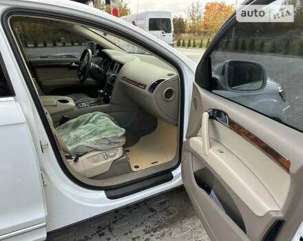 Белый Ауди Ку 7, объемом двигателя 3 л и пробегом 150 тыс. км за 14000 $, фото 12 на Automoto.ua