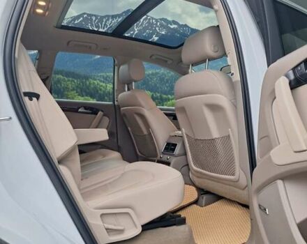 Белый Ауди Ку 7, объемом двигателя 3 л и пробегом 229 тыс. км за 14300 $, фото 12 на Automoto.ua