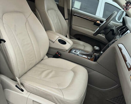 Білий Ауді Ку 7, об'ємом двигуна 2.97 л та пробігом 124 тис. км за 22900 $, фото 19 на Automoto.ua