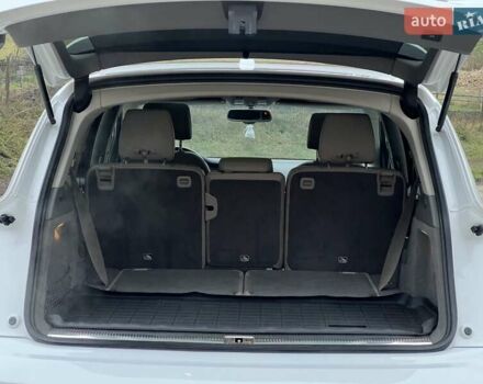 Белый Ауди Ку 7, объемом двигателя 2.97 л и пробегом 238 тыс. км за 17000 $, фото 20 на Automoto.ua