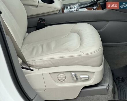 Белый Ауди Ку 7, объемом двигателя 2.97 л и пробегом 238 тыс. км за 17000 $, фото 14 на Automoto.ua