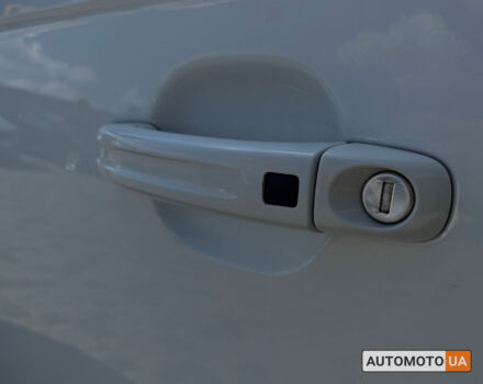 Белый Ауди Ку 7, объемом двигателя 3 л и пробегом 205 тыс. км за 24000 $, фото 8 на Automoto.ua