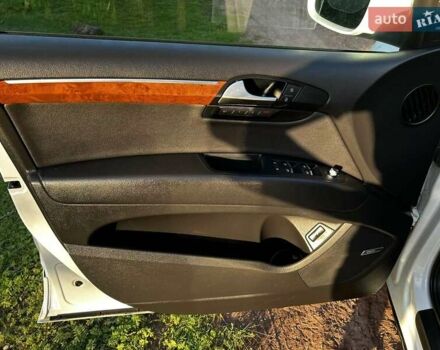 Белый Ауди Ку 7, объемом двигателя 2.97 л и пробегом 330 тыс. км за 17200 $, фото 26 на Automoto.ua