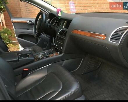 Білий Ауді Ку 7, об'ємом двигуна 2.97 л та пробігом 170 тис. км за 22300 $, фото 15 на Automoto.ua