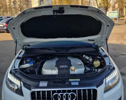 Білий Ауді Ку 7, об'ємом двигуна 2.97 л та пробігом 318 тис. км за 18000 $, фото 3 на Automoto.ua