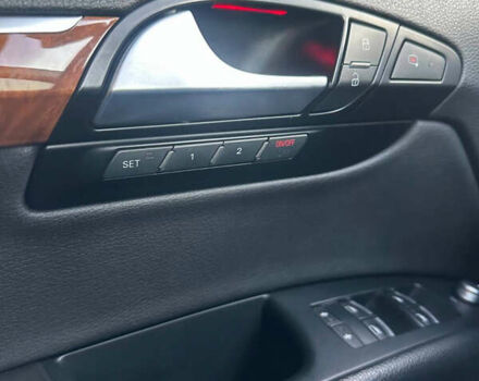 Белый Ауди Ку 7, объемом двигателя 2.97 л и пробегом 237 тыс. км за 18400 $, фото 21 на Automoto.ua