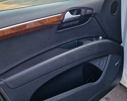 Білий Ауді Ку 7, об'ємом двигуна 2.97 л та пробігом 318 тис. км за 18000 $, фото 19 на Automoto.ua