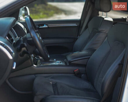 Білий Ауді Ку 7, об'ємом двигуна 2.97 л та пробігом 214 тис. км за 14800 $, фото 6 на Automoto.ua