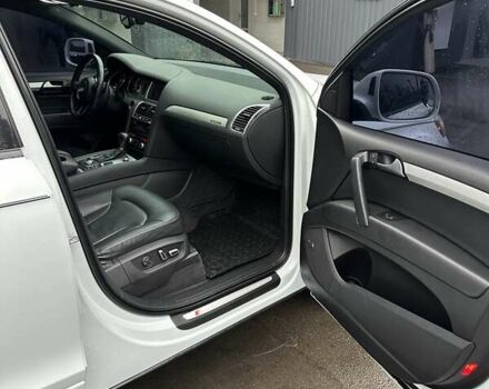 Белый Ауди Ку 7, объемом двигателя 2.97 л и пробегом 190 тыс. км за 23000 $, фото 11 на Automoto.ua