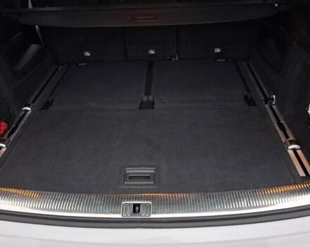 Білий Ауді Ку 7, об'ємом двигуна 2.97 л та пробігом 250 тис. км за 26800 $, фото 50 на Automoto.ua