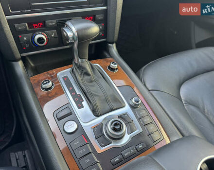 Белый Ауди Ку 7, объемом двигателя 3 л и пробегом 157 тыс. км за 15500 $, фото 39 на Automoto.ua