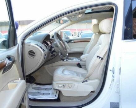 Белый Ауди Ку 7, объемом двигателя 3 л и пробегом 83 тыс. км за 7000 $, фото 8 на Automoto.ua