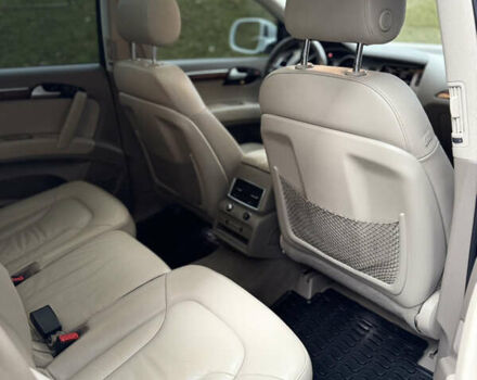 Білий Ауді Ку 7, об'ємом двигуна 2.99 л та пробігом 191 тис. км за 14900 $, фото 10 на Automoto.ua