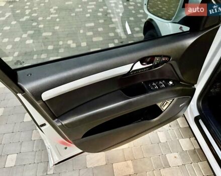 Ауді Ку 7 2014 у Одесі на Automoto.ua Білий Ауді Ку 7, об'ємом двигуна 3 л та пробігом 155 тис. км за 14999 $, фото 31 на Automoto.ua