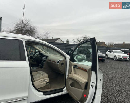 Белый Ауди Ку 7, объемом двигателя 3 л и пробегом 292 тыс. км за 13300 $, фото 22 на Automoto.ua