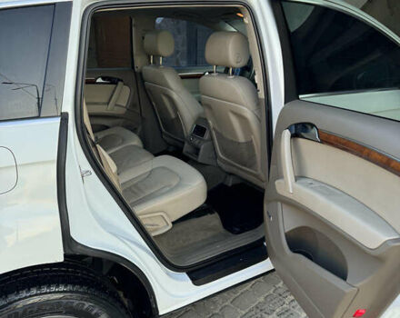 Білий Ауді Ку 7, об'ємом двигуна 3 л та пробігом 240 тис. км за 13500 $, фото 6 на Automoto.ua
