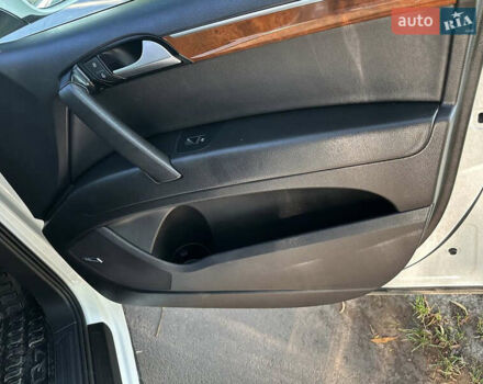 Белый Ауди Ку 7, объемом двигателя 2.97 л и пробегом 237 тыс. км за 19000 $, фото 15 на Automoto.ua