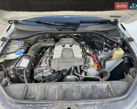 Белый Ауди Ку 7, объемом двигателя 3 л и пробегом 157 тыс. км за 15500 $, фото 42 на Automoto.ua