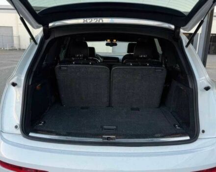 Белый Ауди Ку 7, объемом двигателя 3 л и пробегом 141 тыс. км за 4500 $, фото 15 на Automoto.ua