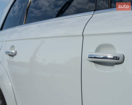 Білий Ауді Ку 7, об'ємом двигуна 2.97 л та пробігом 214 тис. км за 14800 $, фото 4 на Automoto.ua