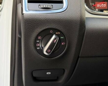 Ауди Ку 7 2014 в Киеве на Automoto.ua Белый Ауди Ку 7, объемом двигателя 3 л и пробегом 161 тыс. км за 16990 $, фото 12 на Automoto.ua