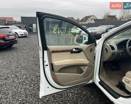 Белый Ауди Ку 7, объемом двигателя 3 л и пробегом 292 тыс. км за 13300 $, фото 19 на Automoto.ua