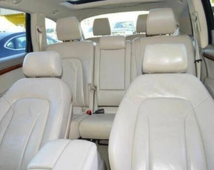 Белый Ауди Ку 7, объемом двигателя 3 л и пробегом 83 тыс. км за 7000 $, фото 10 на Automoto.ua