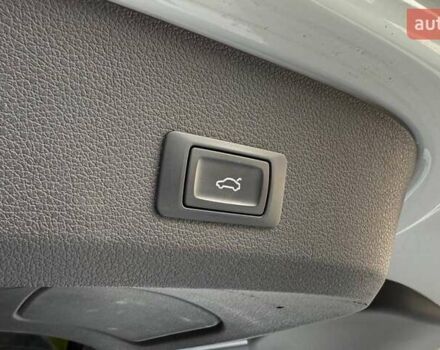 Ауди Ку 7 2014 в Киеве на Automoto.ua Белый Ауди Ку 7, объемом двигателя 3 л и пробегом 161 тыс. км за 16990 $, фото 23 на Automoto.ua