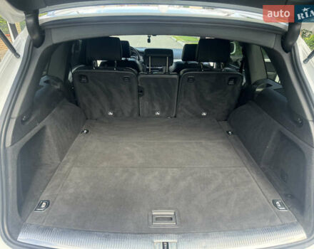 Білий Ауді Ку 7, об'ємом двигуна 2.97 л та пробігом 265 тис. км за 19800 $, фото 19 на Automoto.ua