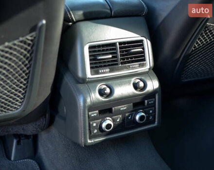 Білий Ауді Ку 7, об'ємом двигуна 2.97 л та пробігом 214 тис. км за 14800 $, фото 16 на Automoto.ua