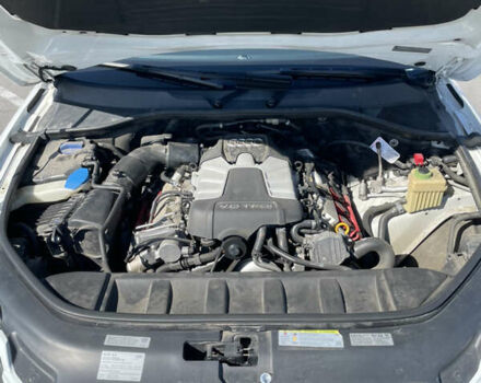 Белый Ауди Ку 7, объемом двигателя 3 л и пробегом 223 тыс. км за 18500 $, фото 8 на Automoto.ua