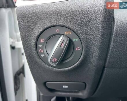 Білий Ауді Ку 7, об'ємом двигуна 3 л та пробігом 218 тис. км за 17990 $, фото 16 на Automoto.ua