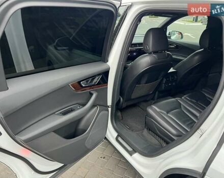 Белый Ауди Ку 7, объемом двигателя 3 л и пробегом 198 тыс. км за 23000 $, фото 24 на Automoto.ua