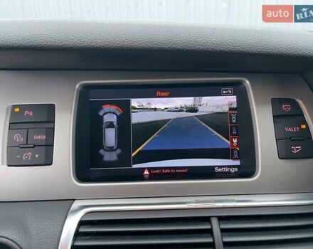 Білий Ауді Ку 7, об'ємом двигуна 3 л та пробігом 218 тис. км за 17990 $, фото 26 на Automoto.ua