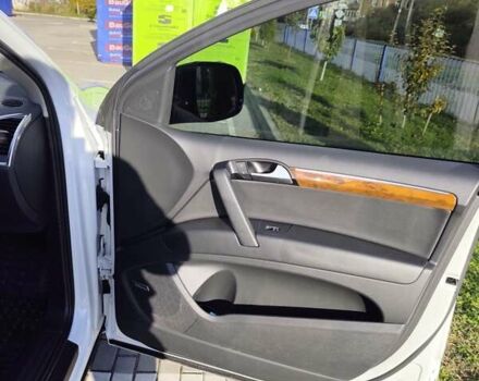 Белый Ауди Ку 7, объемом двигателя 3 л и пробегом 120 тыс. км за 26000 $, фото 8 на Automoto.ua