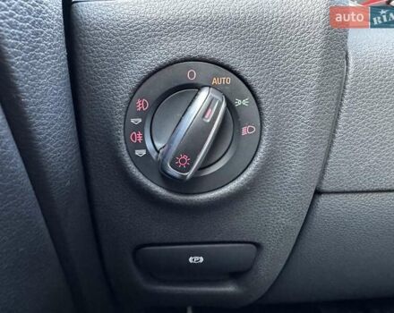 Білий Ауді Ку 7, об'ємом двигуна 3 л та пробігом 125 тис. км за 21000 $, фото 21 на Automoto.ua