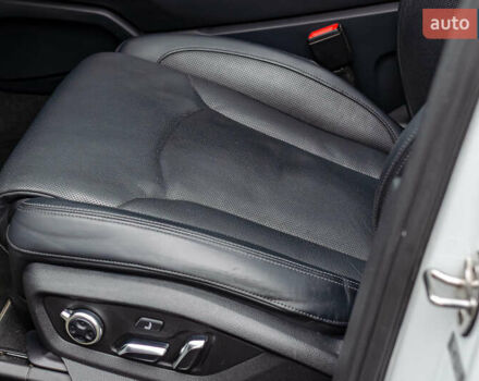 Белый Ауди Ку 7, объемом двигателя 3 л и пробегом 167 тыс. км за 24999 $, фото 30 на Automoto.ua