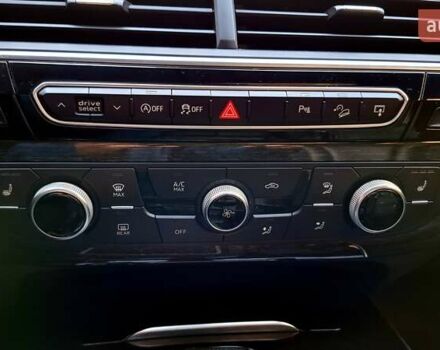 Білий Ауді Ку 7, об'ємом двигуна 3 л та пробігом 159 тис. км за 26500 $, фото 30 на Automoto.ua