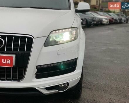 Білий Ауді Ку 7, об'ємом двигуна 3 л та пробігом 205 тис. км за 15890 $, фото 10 на Automoto.ua