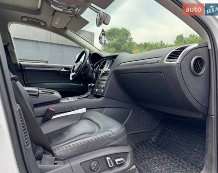 Белый Ауди Ку 7, объемом двигателя 2.97 л и пробегом 180 тыс. км за 23800 $, фото 13 на Automoto.ua