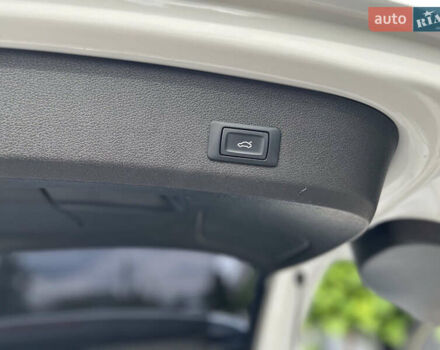 Білий Ауді Ку 7, об'ємом двигуна 2.97 л та пробігом 255 тис. км за 24700 $, фото 32 на Automoto.ua