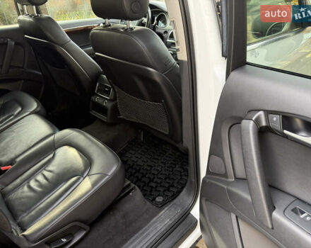 Белый Ауди Ку 7, объемом двигателя 3 л и пробегом 303 тыс. км за 14900 $, фото 19 на Automoto.ua