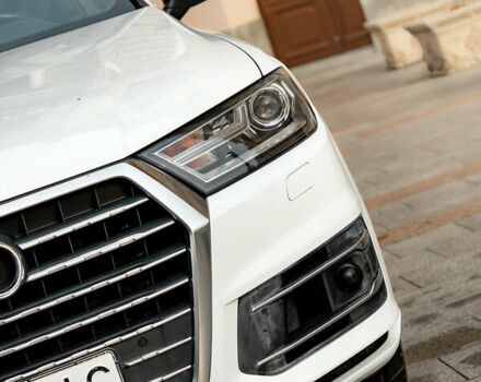 Белый Ауди Ку 7, объемом двигателя 3 л и пробегом 198 тыс. км за 23000 $, фото 3 на Automoto.ua